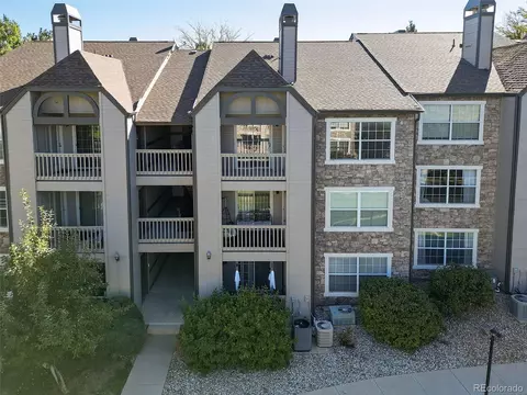 9242 E Arbor Cir #J, Englewood, CO 80111