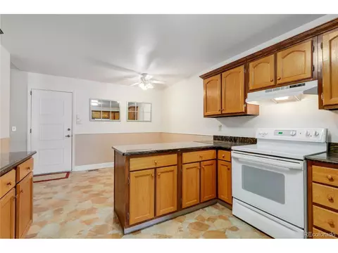 12034 E Maple Ave, Aurora, CO 80012 photo 8