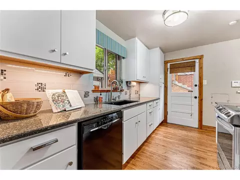 7015 E 11th Ave, Denver, CO 80220 photo 10