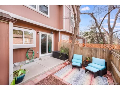 1237 S Flower Cir #D, Lakewood, CO 80232