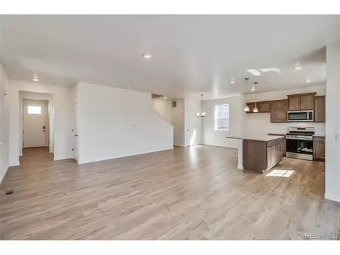 27604 E 1st Pl, Aurora, CO 80018 photo 4