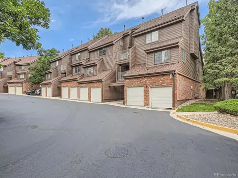 836 S Vance St #B, Lakewood, CO 80226