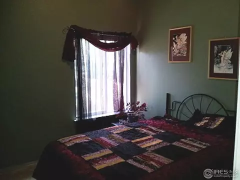 15686 E 7th Ave, Aurora, CO 80011 photo 2