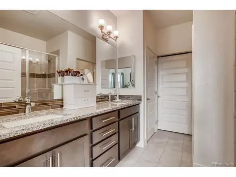 19596 E Sunset Cir, Centennial, CO 80015 photo 9