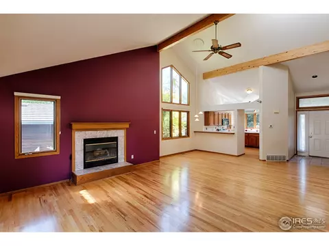 4184 Amber Pl, Boulder, CO 80304 photo 2