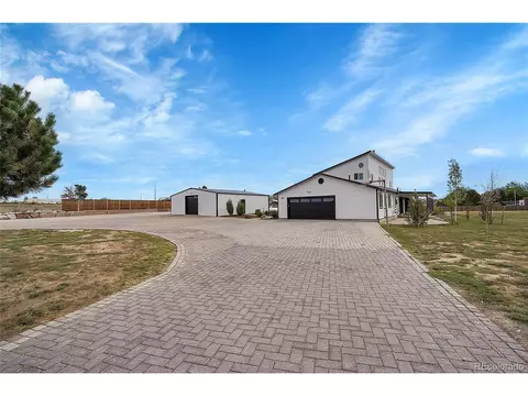 900 Nepal St, Aurora, CO 80018