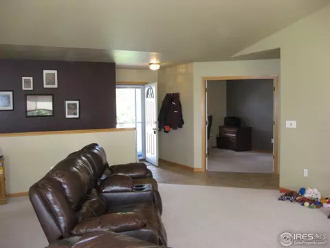 1605 Willow Dr, Berthoud, CO 80513 photo 4