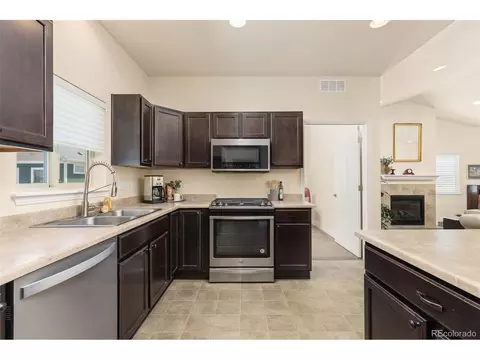 Kitchen - 19695 E Atlantic Dr #D, Aurora, CO 80013 photo 2 of 3