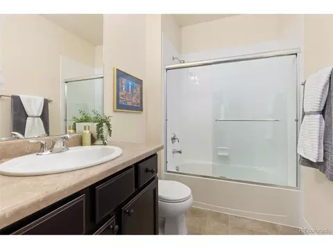 Bath - 19695 E Atlantic Dr #D, Aurora, CO 80013 photo 2 of 2