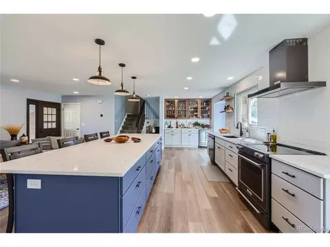 8632 E Doane Pl, Denver, CO 80231 photo 4