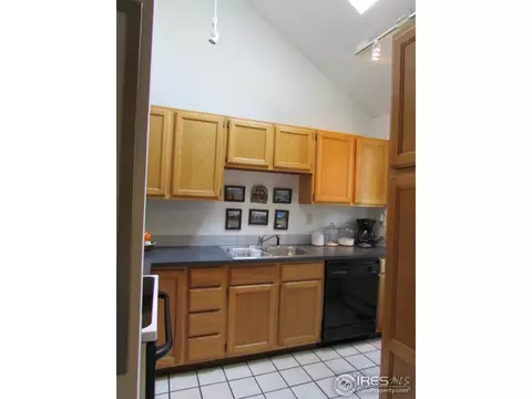 3135 Bell Dr, Boulder, CO 80301 photo 4