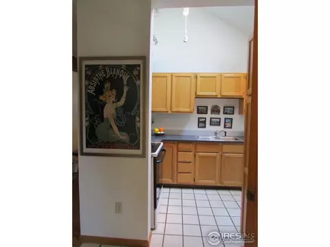 3135 Bell Dr, Boulder, CO 80301 photo 3