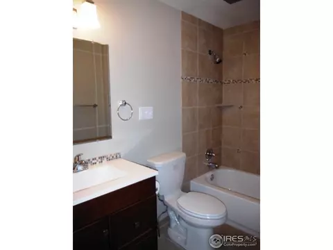 932 N 4th St, Berthoud, CO 80513 photo 11