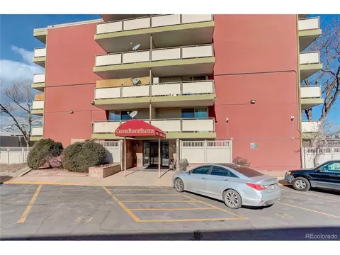 4600 E Asbury Cir #109, Denver, CO 80222