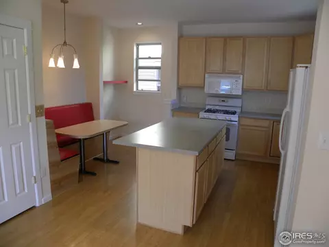 1585 Yaupon Ave, Boulder, CO 80304 photo 2