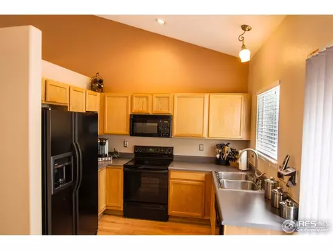 19894 E Vassar Ave, Aurora, CO 80013 photo 4