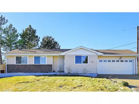 6624 W 69th Pl, Arvada, CO 80003