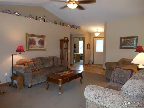 408 Ridgeview Ct, Johnstown, CO 80534 photo 2