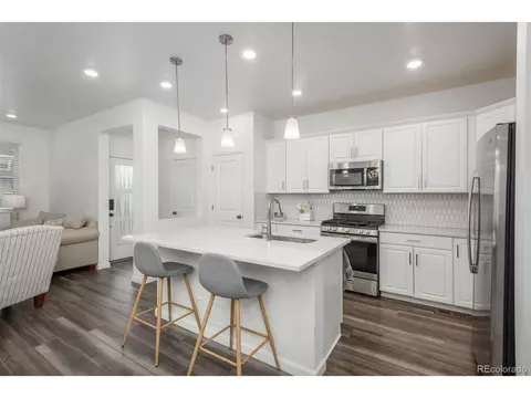 3365 N Coolidge Way, Aurora, CO 80019