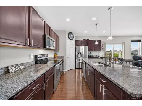 Kitchen - 15803 E Warner Dr, Denver, CO 80239 photo 4 of 5