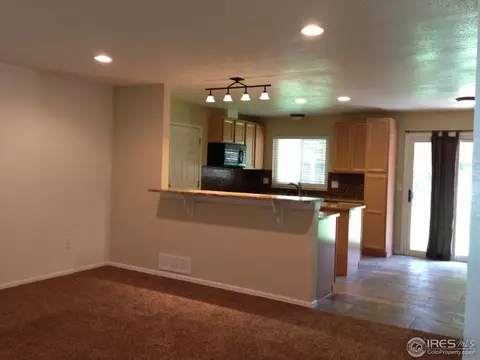 908 Harrison Dr, Lafayette, CO 80026 photo 2