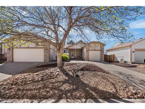 Exterior - 3649 S Killarney St, Aurora, CO 80013 photo 2 of 7