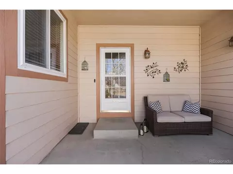 Exterior - 3649 S Killarney St, Aurora, CO 80013 photo 3 of 7