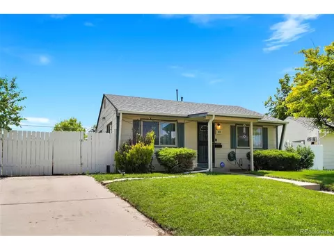 956 Lima St, Aurora, CO 80010