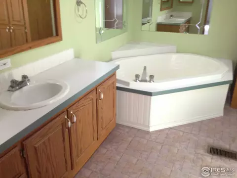 334 31st Ave, Greeley, CO 80631 photo 8