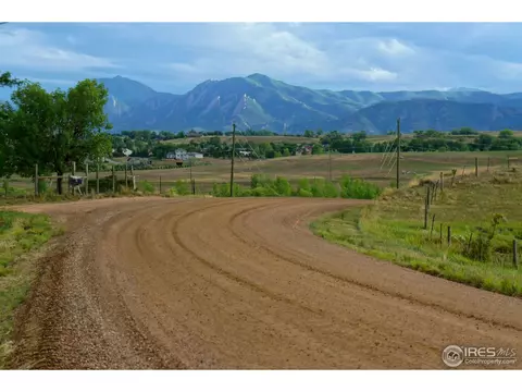 5760 51st St, Boulder, CO 80301 photo 2