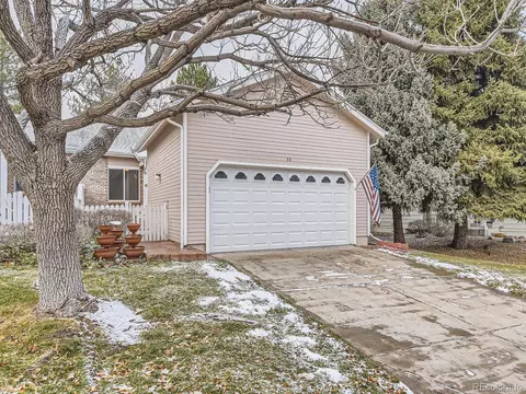 53 Canongate Ln, Highlands Ranch, CO 80130