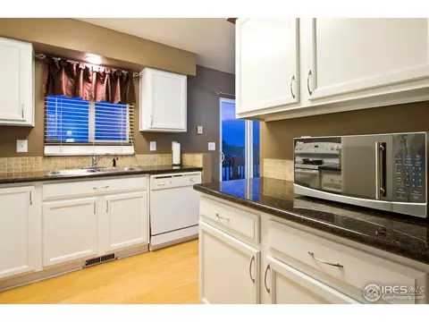 2432 Cedar Ave, Greeley, CO 80631 photo 11