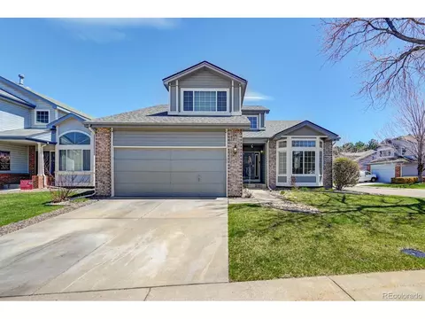 2242 S Macon Ct, Aurora, CO 80014