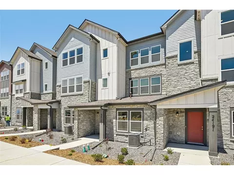 24171 E 54th Pl, Aurora, CO 80019 photo 2