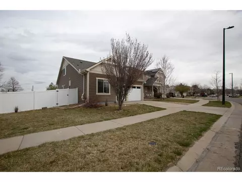 18709 E 47th Dr, Denver, CO 80249 photo 3