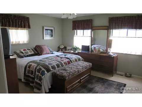 12471 W Dumbarton Pl, Morrison, CO 80465 photo 9