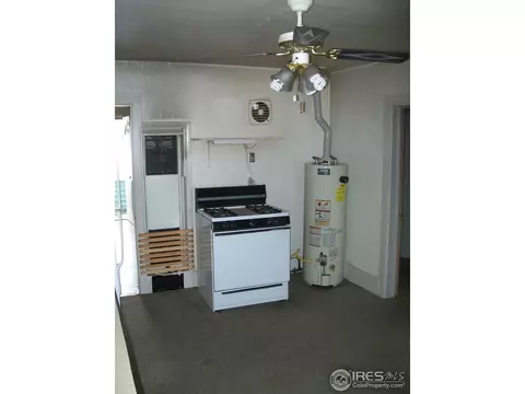 421 Oak St, Sterling, CO 80751 photo 8