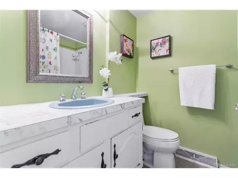 8259 E Otero Cir, Centennial, CO 80112 photo 31