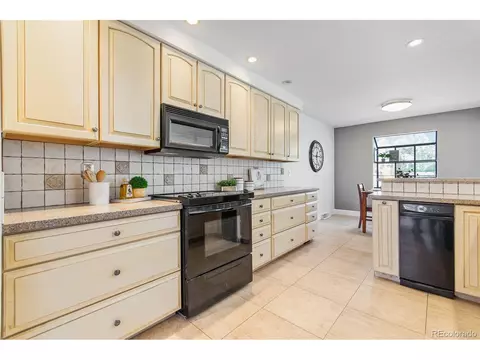 8259 E Otero Cir, Centennial, CO 80112 photo 14