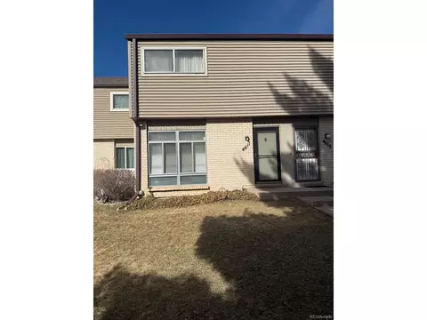 4611 W Ponds Cir, Littleton, CO 80123