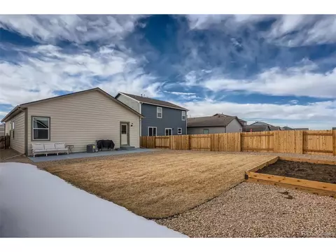 370 Maple St, Bennett, CO 80102 photo 26
