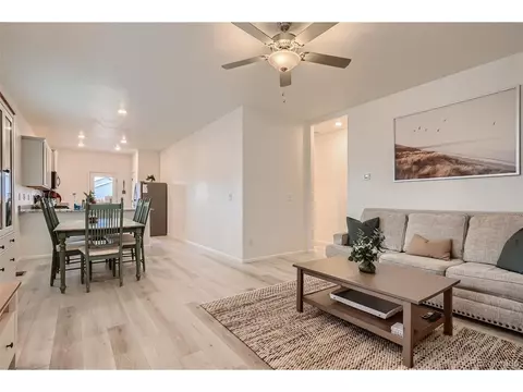 370 Maple St, Bennett, CO 80102 photo 11