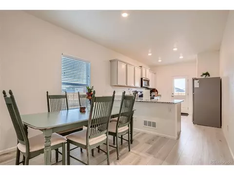 370 Maple St, Bennett, CO 80102 photo 9