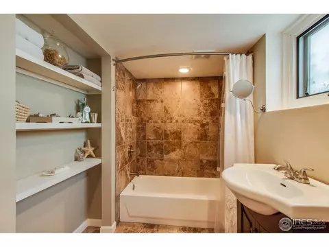 1218 16th St, Greeley, CO 80631 photo 17