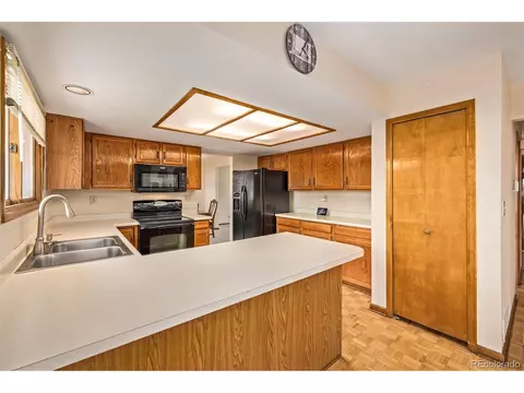 17528 E Caspian Pl, Aurora, CO 80013 photo 9