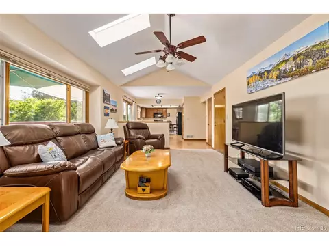 17528 E Caspian Pl, Aurora, CO 80013 photo 5