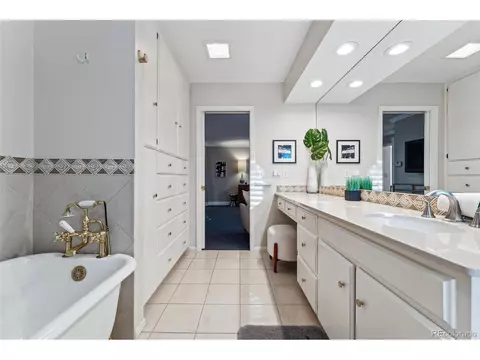 4032 S Olive St, Denver, CO 80237 photo 20