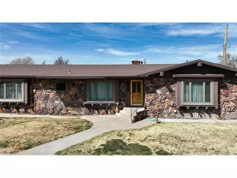 412 W Poplar St, Walsh, CO 81090