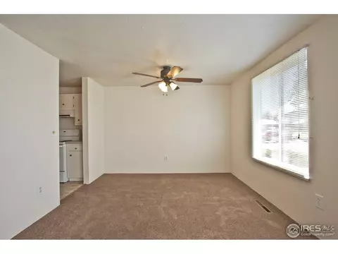 724 Eldora Pl, Longmont, CO 80504 photo 4