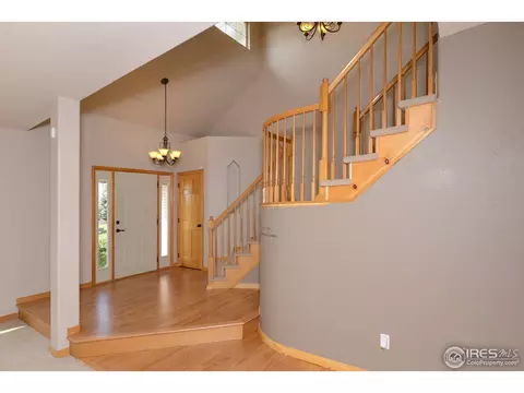 137 Becker Cir, Johnstown, CO 80534 photo 2